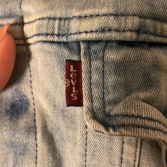Levi's Acid Wash Jean Jacket - Picture 4 of 5